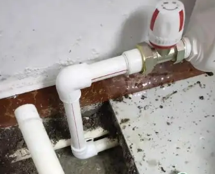 台前卫生间测漏水多少钱